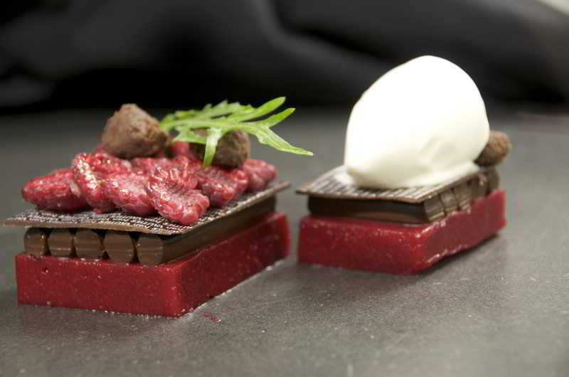 Hotel Restaurant Spa Ivan Vautier Caen Exteriör bild